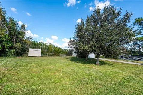 15211 92nd Court The Acreage FL 33412