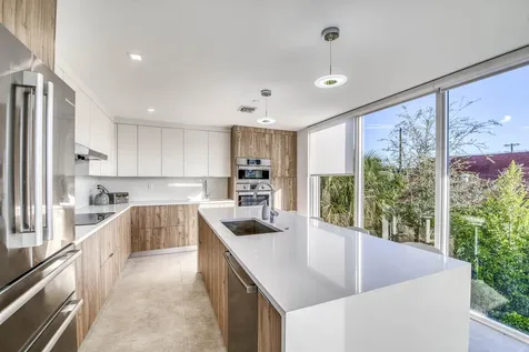 117 Lake Avenue Lake Worth Beach FL 33460