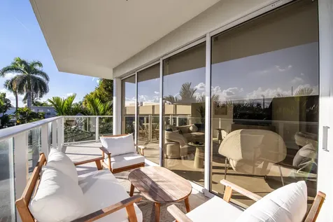117 Lake Avenue Lake Worth Beach FL 33460