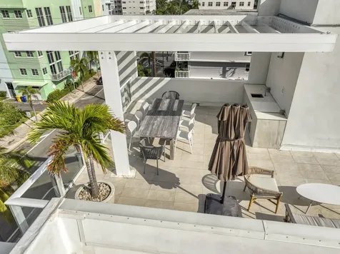 117 Lake Avenue Lake Worth Beach FL 33460