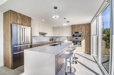 117 Lake Avenue Lake Worth Beach FL 33460