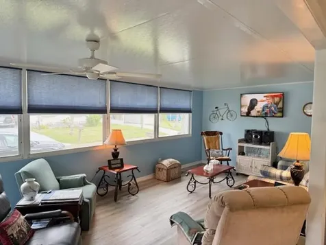 40 Florida Way Port Saint Lucie FL 34952
