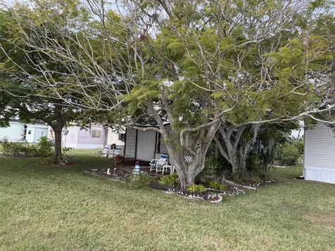 109 E East Caribbean Port Saint Lucie FL 34952