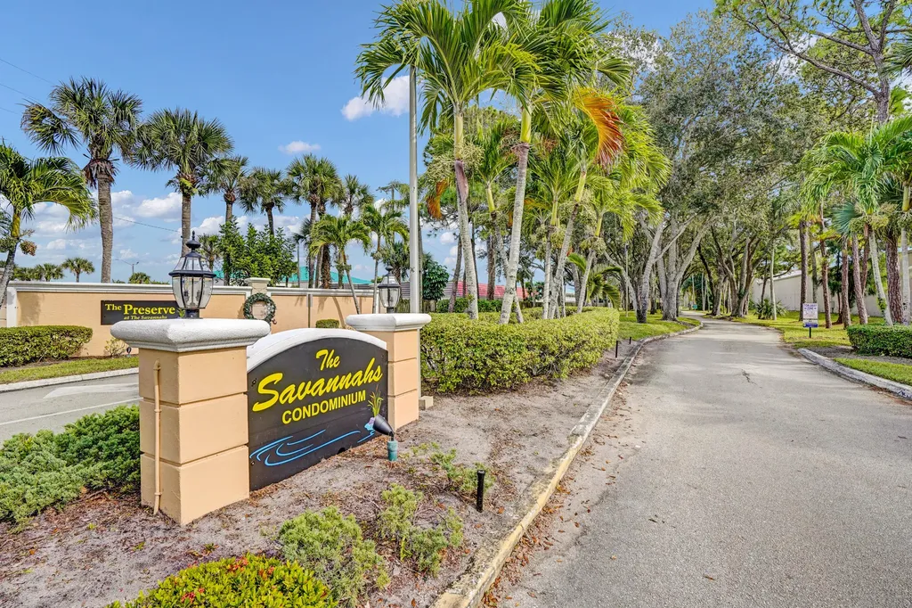 1734 Lakefront Boulevard Fort Pierce FL 34982