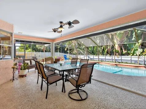 529 Se Fallon Drive Port Saint Lucie FL 34983