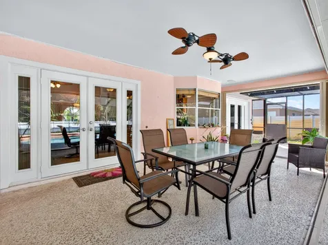 529 Se Fallon Drive Port Saint Lucie FL 34983