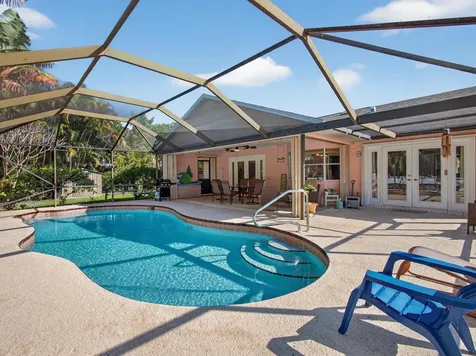 529 Se Fallon Drive Port Saint Lucie FL 34983