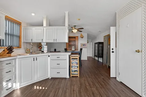 11055 Se Federal Highway Hobe Sound FL 33455