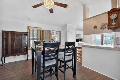 11055 Se Federal Highway Hobe Sound FL 33455