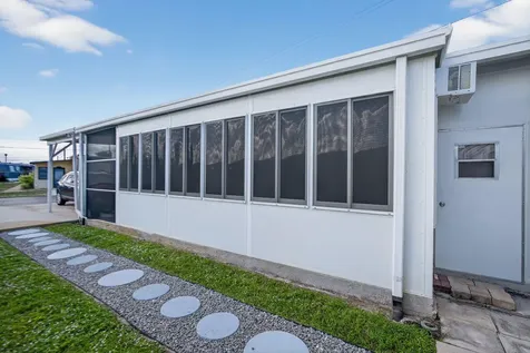 11055 Se Federal Highway Hobe Sound FL 33455