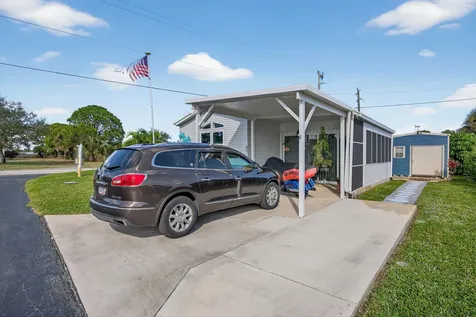 11055 Se Federal Highway Hobe Sound FL 33455