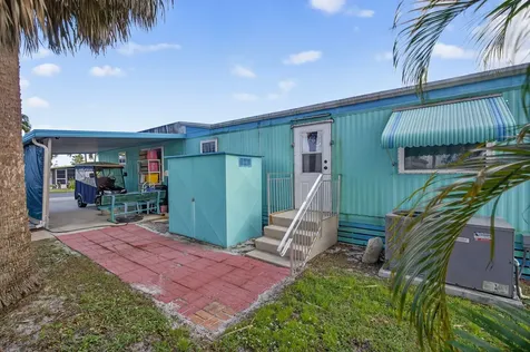 11055 Se Federal Highway Hobe Sound FL 33455