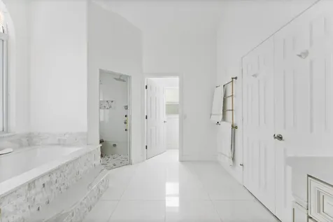 1290 Manor Court Weston FL 33326