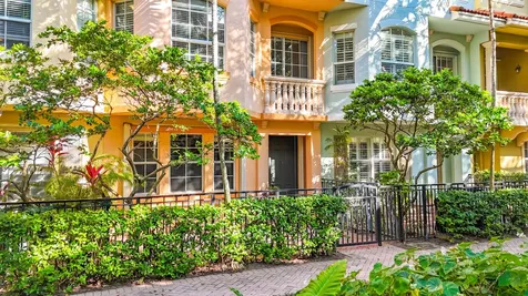 2724 Ravella Way Palm Beach Gardens FL 33410