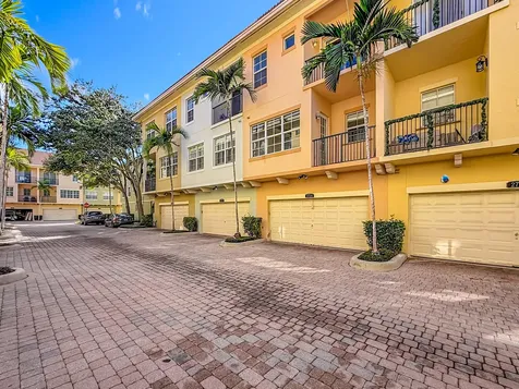 2724 Ravella Way Palm Beach Gardens FL 33410