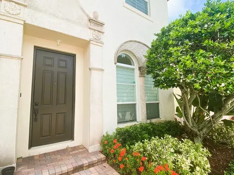 50 Via Poinciana Lane Boca Raton FL 33487