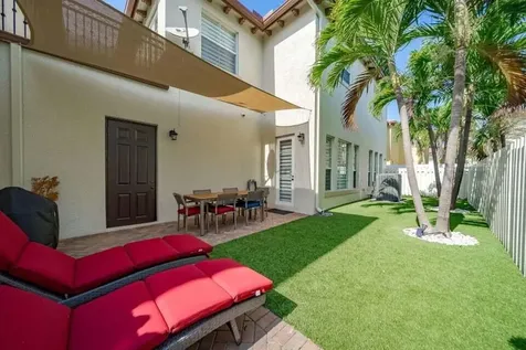 50 Via Poinciana Lane Boca Raton FL 33487