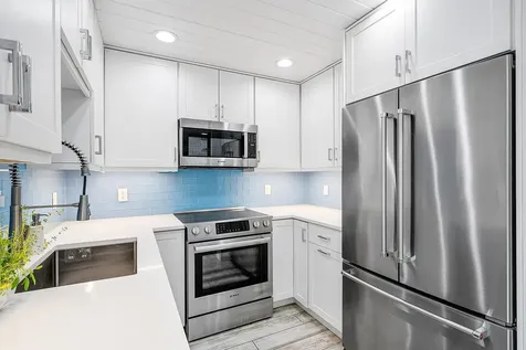 226 NE 5th Terrace Delray Beach FL 33483