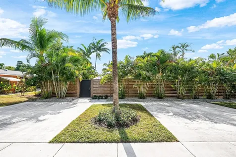 226 NE 5th Terrace Delray Beach FL 33483