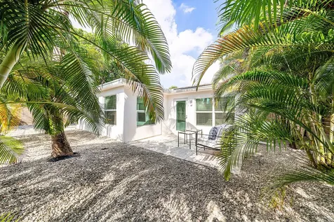 226 NE 5th Terrace Delray Beach FL 33483