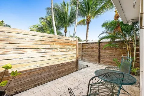 226 NE 5th Terrace Delray Beach FL 33483