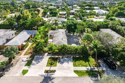 226 NE 5th Terrace Delray Beach FL 33483