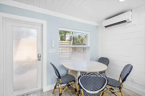 226 NE 5th Terrace Delray Beach FL 33483