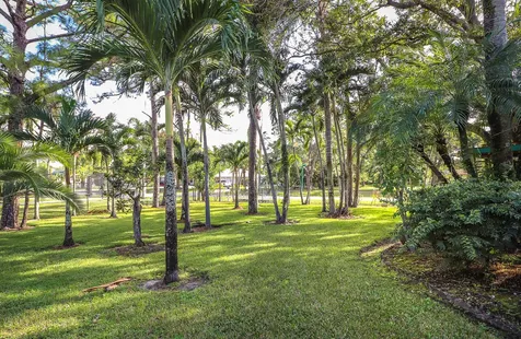 6599 140th Lane Palm Beach Gardens FL 33418