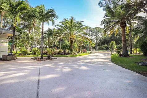 6599 140th Lane Palm Beach Gardens FL 33418