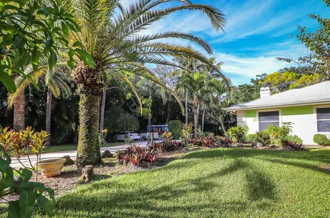 6599 140th Lane Palm Beach Gardens FL 33418