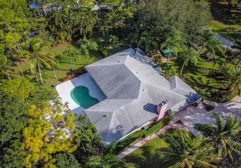6599 140th Lane Palm Beach Gardens FL 33418