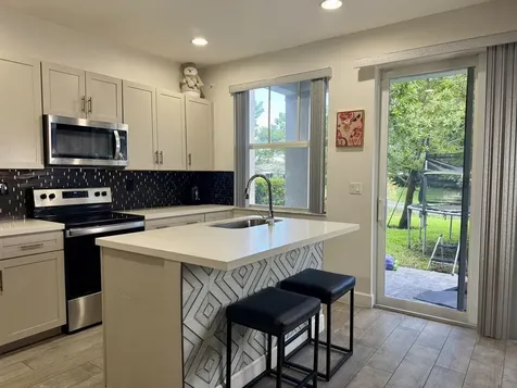 4906 Nw 48th Terrace Tamarac FL 33319