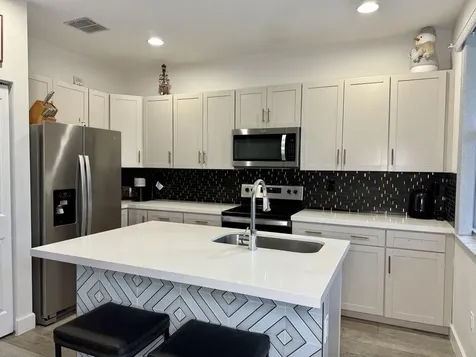 4906 Nw 48th Terrace Tamarac FL 33319