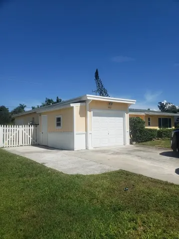 812 Dogwood Road North Palm Beach FL 33408