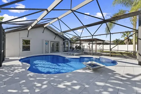2471 Se Leithgow Street Port Saint Lucie FL 34952