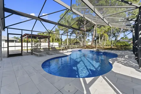 2471 Se Leithgow Street Port Saint Lucie FL 34952