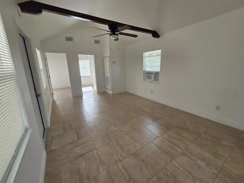 908 W 5th Street Riviera Beach FL 33404
