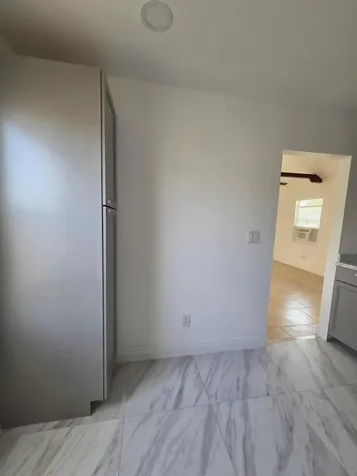 908 W 5th Street Riviera Beach FL 33404