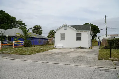 908 W 5th Street Riviera Beach FL 33404