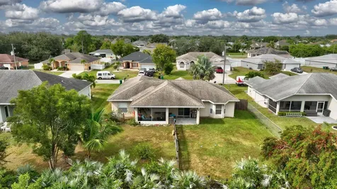 3837 Sw Daisy Street Port Saint Lucie FL 34953