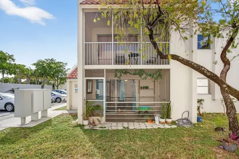 1428 Se 4th Avenue Deerfield Beach FL 33441