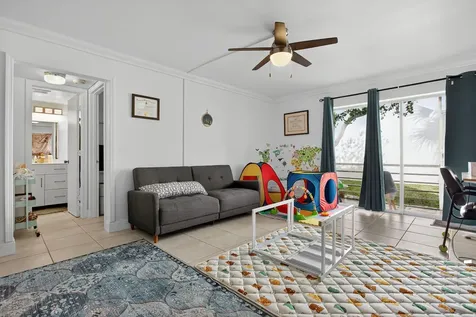 1428 Se 4th Avenue Deerfield Beach FL 33441