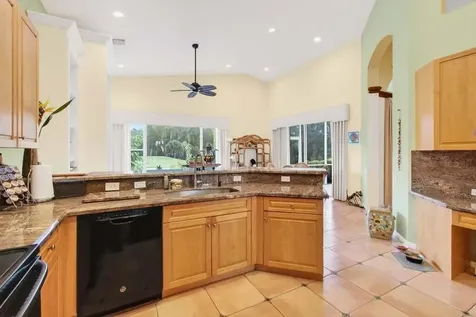 6807 W Liseron Boynton Beach FL 33437