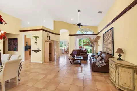 6807 W Liseron Boynton Beach FL 33437