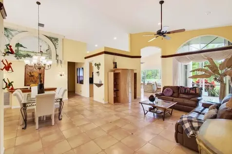 6807 W Liseron Boynton Beach FL 33437