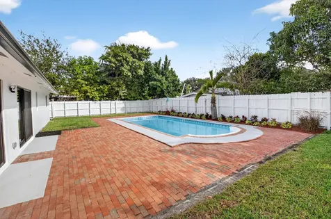 10151 Windtree Lane Boca Raton FL 33428