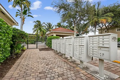 6720 Osage Circle Greenacres FL 33413