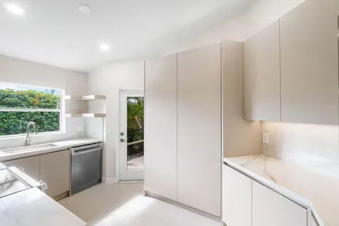 6170 Lake Hibiscus Drive Delray Beach FL 33484