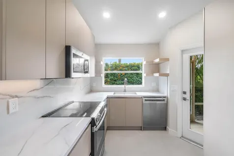 6170 Lake Hibiscus Drive Delray Beach FL 33484