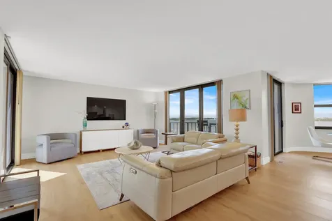 5420 N Ocean Drive Singer Island FL 33404